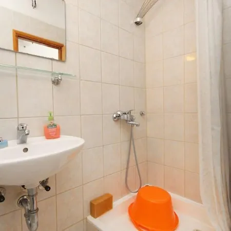 Apartment Apartments By The Sea Rukavac, Vis - 2478 *