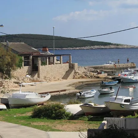 Apartments By The Sea Rukavac, Vis - 2478 *